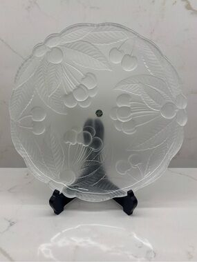 Vintage Mikasa ‘Bountiful’ Frosted Raised Cherry Round Serving Platter Japan